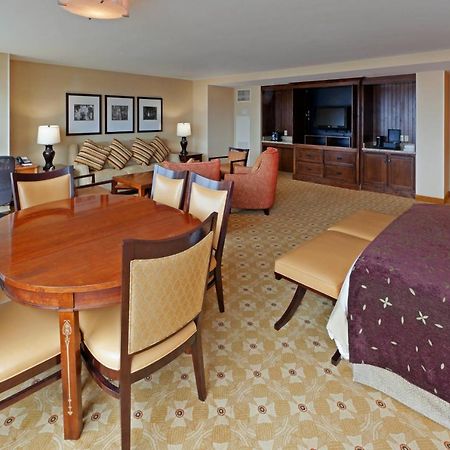 Denver Marriott South At Park Meadows Lone Tree Room photo
